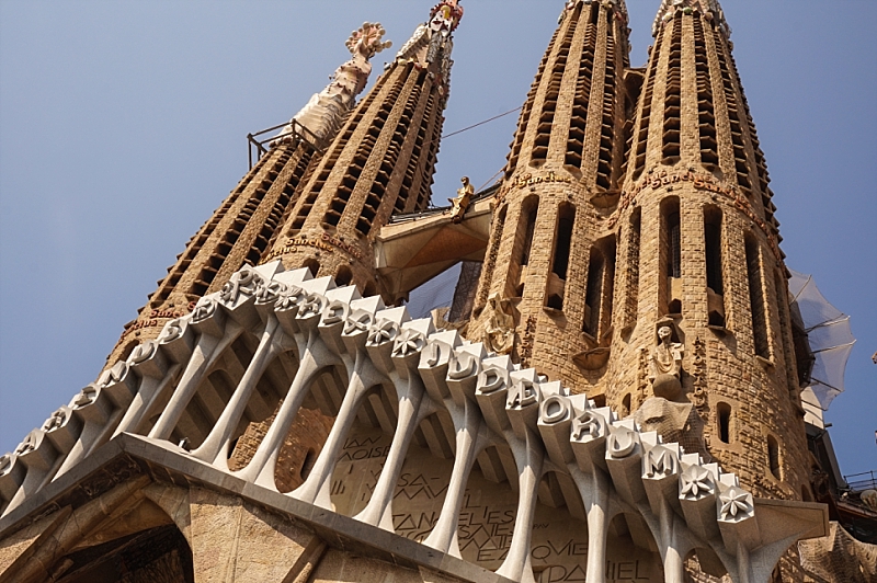 Barcelona Honeymoon | Madison Fichtl | Madison-fichtl.com 