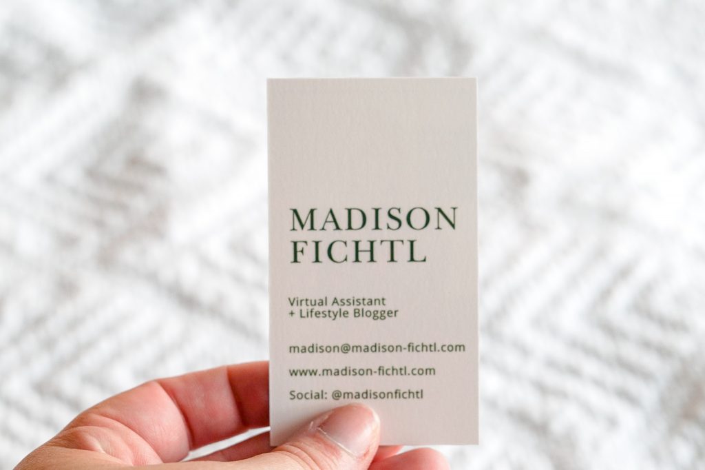 Business Card Templates: Stand Out with Basic Invite