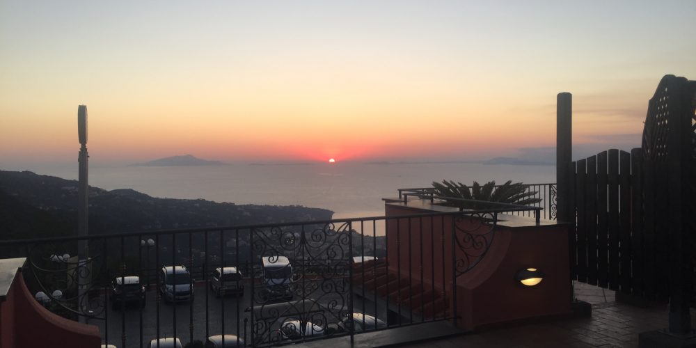 Amalfi Coast Honeymoon | Madison Fichtl | Madison-fichtl.com