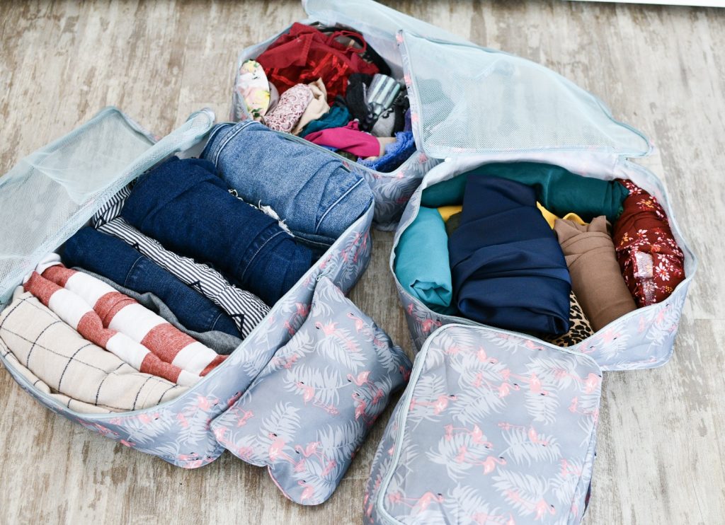 How to Organize a Suitcase