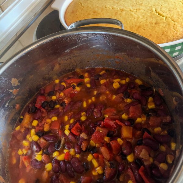 Super Easy Chili & Cornbread Recipe