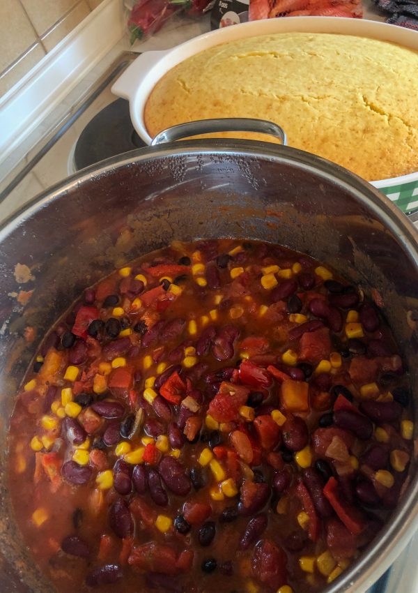 Super Easy Chili & Cornbread Recipe