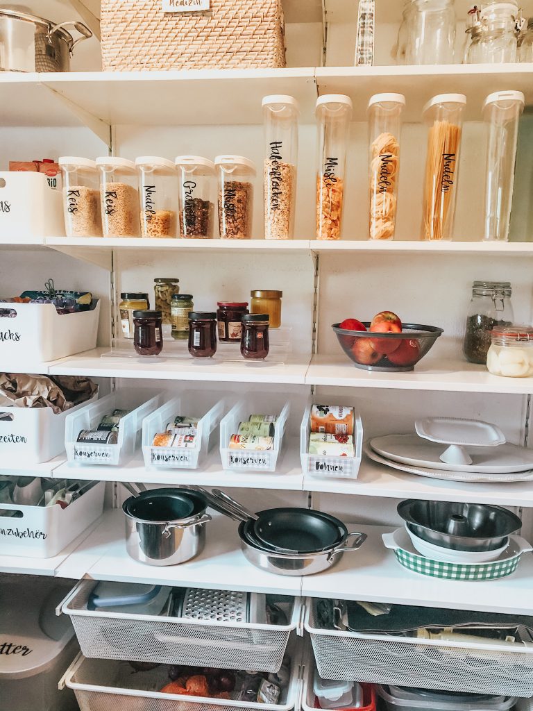 Kitchen Pantry Makeover