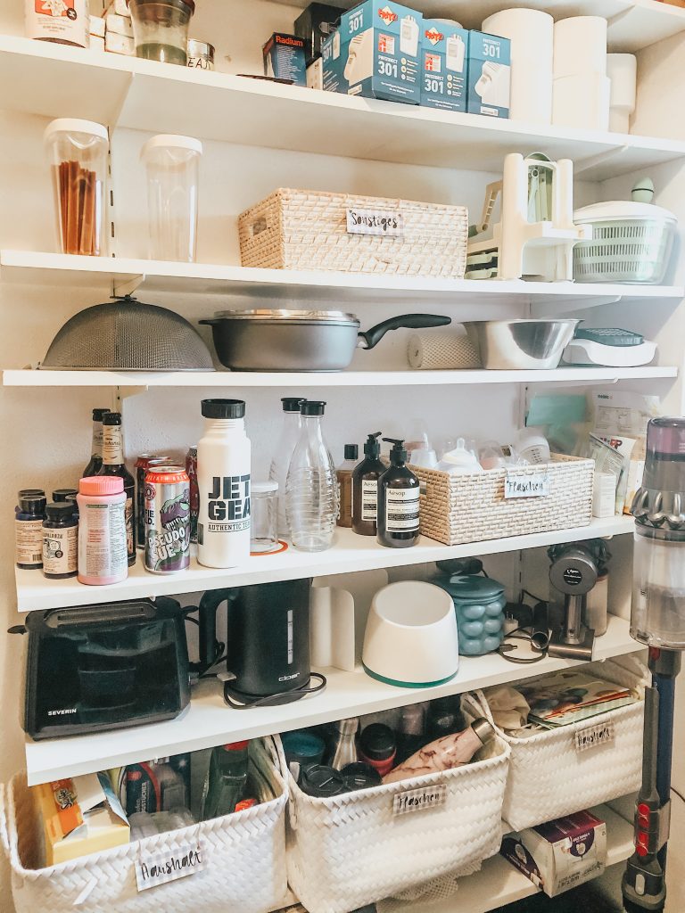 Kitchen Pantry Makeover