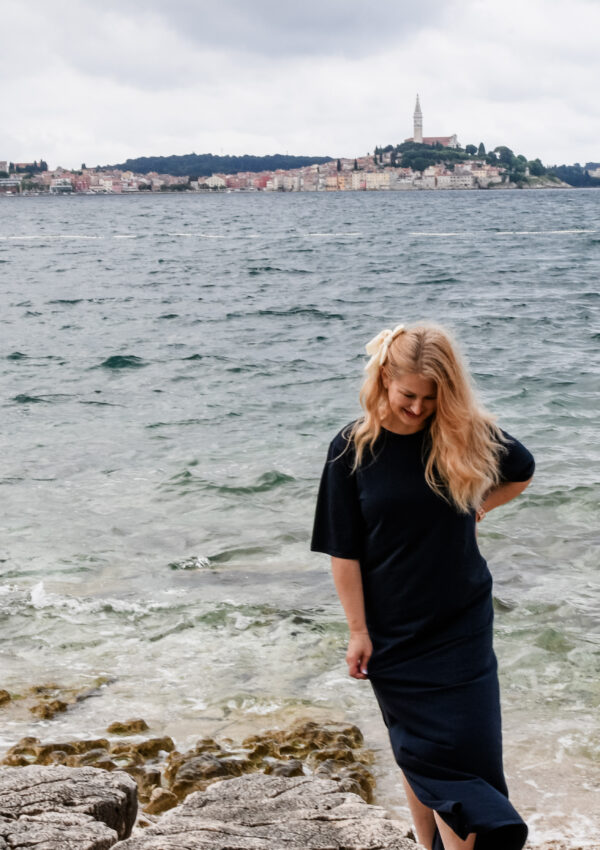 How to Create a Signature Look without Changing Your Whole Wardrobe