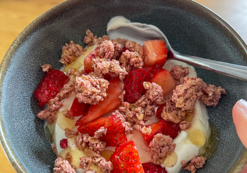 How to Choose a Yogurt That Supports Digestive Wellness